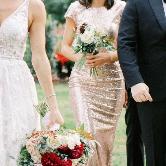 Rose gold sequin gown - Picture 3 of 6